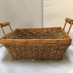 Woven Seagrass Basket Unisex Medium Tan Rectangular Bamboo Handles Cottagecore