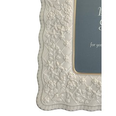 Lenox Wedding Promises Portrait Gallery Ivory China 5×7 Picture Frame Gold Trim