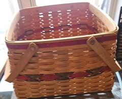 Longaberger 12 Days of Xmas Basket 14″ +3 Protectors (1 Divided)+Liner+Lid 2000