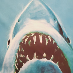 JAWS – 2×3 foot tapestry – movie banner wall flag fabric poster – shark!