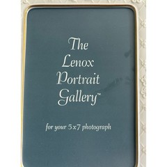 Lenox Wedding Promises Portrait Gallery Ivory China 5×7 Picture Frame Gold Trim
