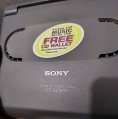 Vintage Sony ICF-CD2000 Travel FM/AM Radio CD Alarm Clock stereo(Fast Shipping)