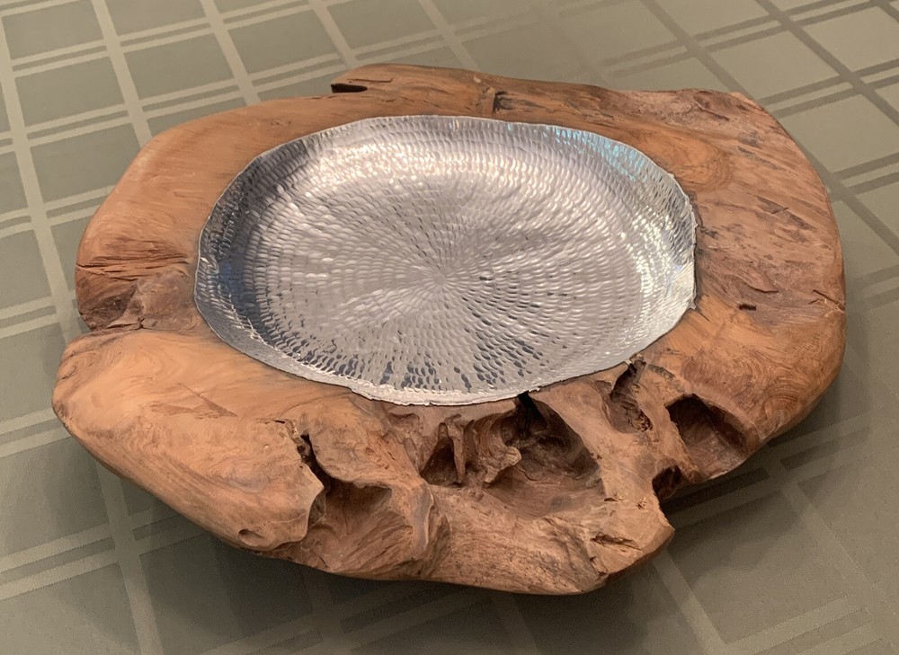 19″ Custom Made Natural Wood With Aluminum Centerpiece Bowl by Dimond Home MINT!