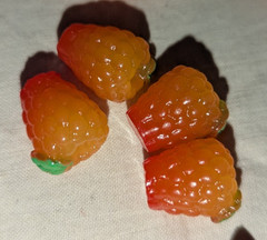 31pcs Small Assorted Plastic Resin Fake Simulation Fruit Model for Home Decor