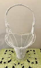 Shabby Chic White Wire/Metal Basket With Handle Porch/flowers/garden