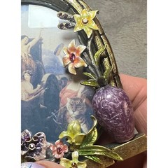 Vintage Style Floral Enamel Jeweled Frame Gold Tone Mini Easel 4in Art 2004