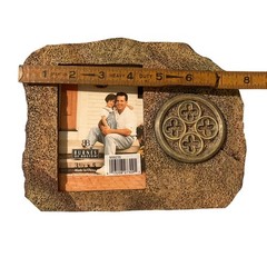 Vintage Burnes of Boston Celtic Medallion Cross 3.5×5 Picture Frame Resin Rock
