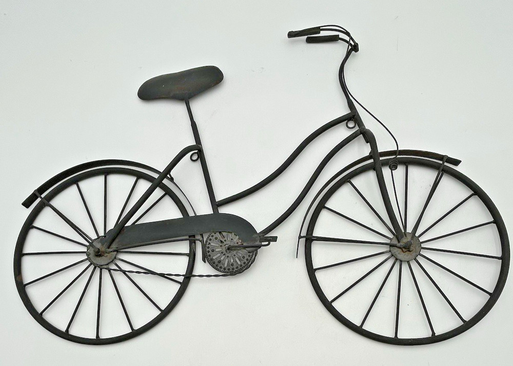 Hanging Bicycle Sculpture Wall Art Rustic Metal Wall Décor