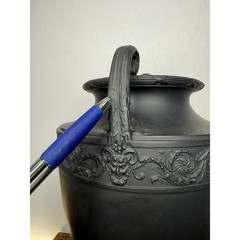 19th Century English Regency Wedgwood Black Basalt Urn