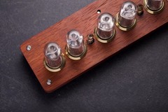 Complete Nixie clock kit. Include in-14 tubes. No soldering. Wood case. Retro.
