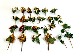 New 4″ Floral Berry Sprays 24 Assorted Gold White 3 Red 1 Green Hobby Lobby Read
