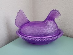 5″ Plastic Nesting Hen on Nest Covered Candy Dish -Choose Your Color- Acrylic