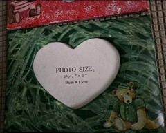 3 Red PR GN 7X5 Cardboard Picture Frames Heartshape Photo Decorative Fits 3.5×5″