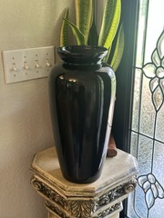 Large 16.25”Solid Black Porcelain Tung Chi Vase VTG NICE!! No Chips