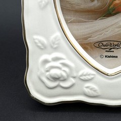 New White Porcelain Heart Frame 3 X 3 Photo Roses Gold Trim 4.75 X 4.75 Inch