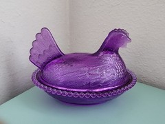 5″ Plastic Nesting Hen on Nest Covered Candy Dish -Choose Your Color- Acrylic