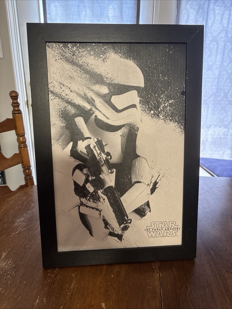 Star Wars: Episode VII – The Fordce Awakens – Movie Poster (Stormtrooper)