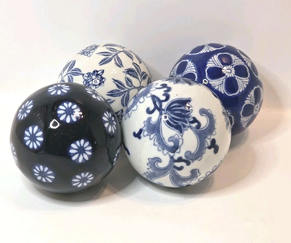 Asian Inspired Decorative Ceramic Spheres/Balls Blue & White Florals Set of 4 3″
