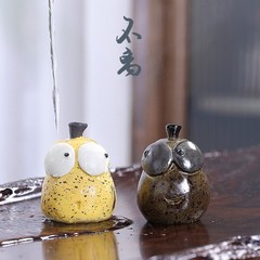 Two Color Changing Snow Pear Resin Tea Pet 5.7cm Kung Fu Tea Tray Accessories