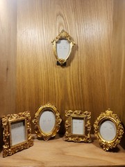 Assorted vintage frame set for wall decor