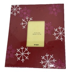 Pier 1 Red Snowflake Picture Frame Square Raised Stitch 3 1/2 x 5 in NEW SEALED