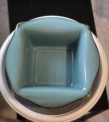Southern Living at Home Tuscan Everyday Baker 9.5″ Square Bowl – Turquoise Blue