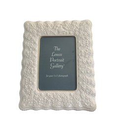 Lenox Wedding Promises Portrait Gallery Ivory China 5×7 Picture Frame Gold Trim