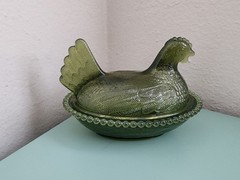 5″ Plastic Nesting Hen on Nest Covered Candy Dish -Choose Your Color- Acrylic