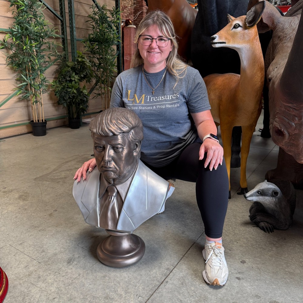 Bronze Finish Donald Trump Bust Resin Statue 45th 47th President Display Prop