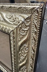 Brushed Silver Beige Tone Embossed Ornate Resin 9×7″Tabletop 5″X7″ Photo Frame