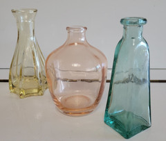 3 DECORATIVE GLASS BOTTLES YELLOW ASYMMETRICAL ORANGE ROUND GREEN SQUARE