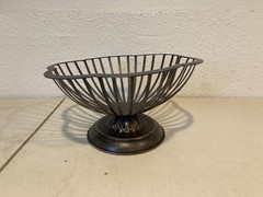 Vintage Bronze Tone Metal Wire Pedestal Fruit Bowl Oval Centerpiece Basket 12″