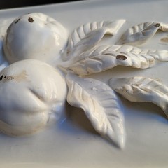Set of 2 VIETRI ITALY Apples Pomegranate Fruit Rustic White Ceramic Wall Plaques