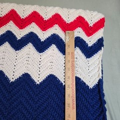 VTG Crochet Afghan Throw Blanket Zig Zag Chevron RED WHITE BLUE Patriotic 45×70