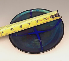 SET 2 Signed LYNN LATIMER Studio Art Glass Blue Iridescent 6.25″ Bowls 1996 1997