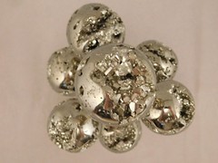 SEVEN! Sphere Display Stand Metal Medium Size Gold Color