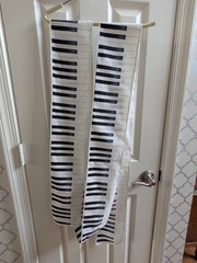 Fabric Piano Keyboard Wall Border 51/2 Inches Tall x 11 1/2 Feet