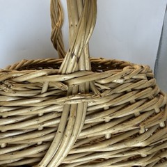 Vtg Wicker Basket Handle Storage Foraging Gathering Flowers Market Square Eggs