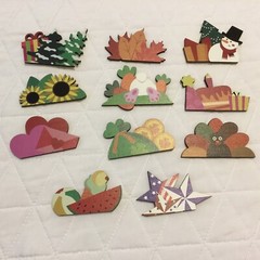 11 pcs Interchangeable Wooden Door Hanger Ornaments / Magnets Seasonal