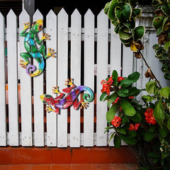 Metal Gecko Wall Decor,Outdoor Hanging Lizard Wall Art,Colorful Metal Lizards Wa