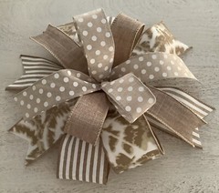 10″ Beige Wreath Bow, Everyday Bow, Beige Lantern Bow – Handmade