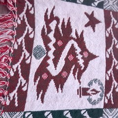Christmas tree throw blanket tapestry fringed green red white 100% cotton fringe