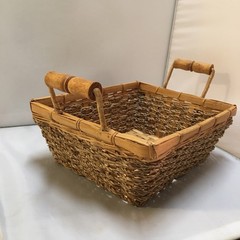 Woven Seagrass Basket Unisex Medium Tan Rectangular Bamboo Handles Cottagecore