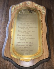 VTG Home Interiors The Ten Commandments Brass/Wood 10” x 18.5” Wall Plaque Bible