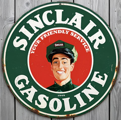 Sinclair Gasoline 12″ Diameter Vintage Novelty Metal Sign Made In USA