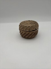 Small 3″x5″ Natural Woven Basket with Lid Farmhouse Style, Rattan Storage, New