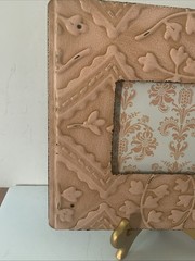 Photo Frame Metal Embossed Floral 4×6 Photo Vertical or Horizontal Pink-Bronze