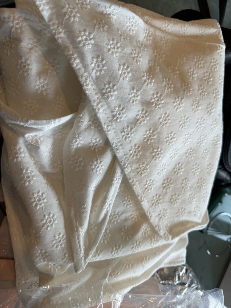 Pottery Barn Teen LoveShackFancy Bow decor white eyelet New in box