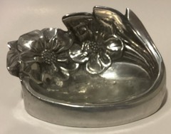 Art Nouveau Style Vintage Floral Cast Metal Silver Decorative Soap Trinket Dish
