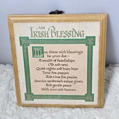 Vintage 1981 Hallmark Irish Blessing Wall Hanging Plaque Wooden Cottage Bar Pub
